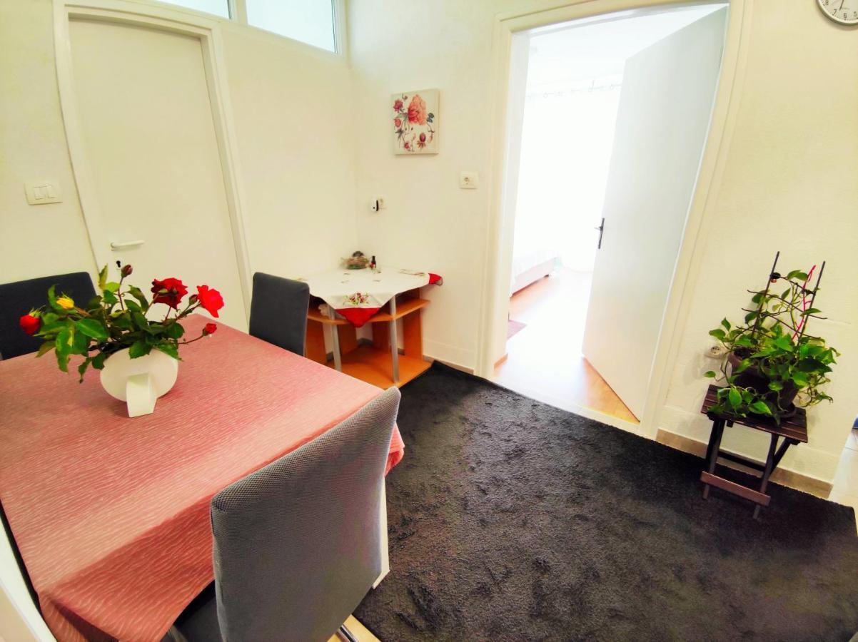 Apartment Leo Umag Ngoại thất bức ảnh